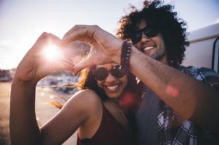Un hombre y una mujer