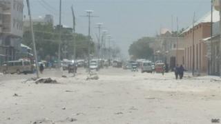 Suuqa bakaaraha, waa sawir hore