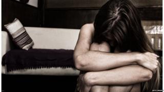 Домашнее насилие, контролирующее и принудительное поведение