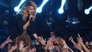 Tori Kelly