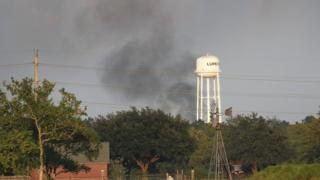 Houston Flood: Texas Emergency Crews Sue Arkema Chemical Plant - BBC News