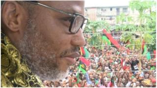 A watan Afrilu 2017 ne aka bayar da Nnamdi Kanu beli bayan ya shafe wata 18 a tsare.