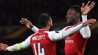 Theo Walcott na murnar cin kwallo a karawarsu da Bate Borisov a gasar Europa