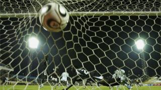 Les demi finales se joueront le week-end prochain