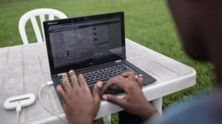 Laptopu