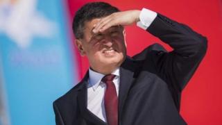 "Жаңы президент өзүнүн командасын түзүп жатканы саясий жагынан туптуура эле чечим"