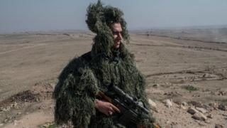 Mosul yaxınlığında snayper