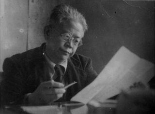 傅斯年是知名的文學學者,1949年1月接任臺灣大學校長,兩年後去世(中央研究院)