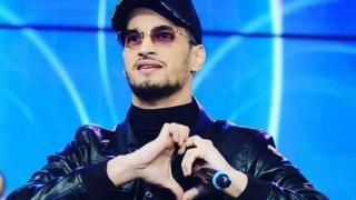 Une bousculade a fait 'cinq' morts lors d'un concert de Soolking à Alger.