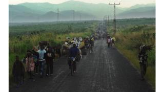 Des personnes fuyant la violence en RDC