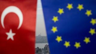 Türkiye ve Avrupa Birliği bayrakları