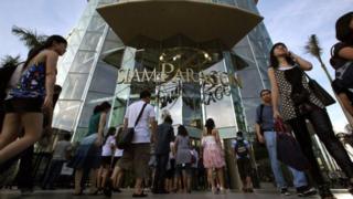 เศรษฐกิจ รัฐบาล ฟรีวีซ่า ประชารัฐ