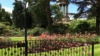 Burns monument