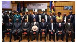 Abakuru b'ibihugu vya Afrika y'Ubuseruko mu nama isanwe