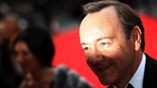 Kevin Spacey: Old Vic Reveals 20 Staff Allegations Against Him - BBC News