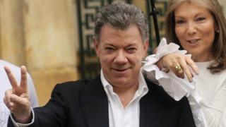 Juan Manuel Santos y su esposa