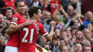 Ander Herrera, ici avec Van Persie, en Premier League le 27 septembre 2014 contre West Ham United à Old Trafford.