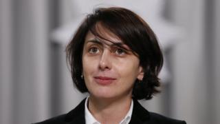 Деканоїдзе