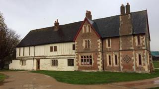 Llanthony Secunda Priory