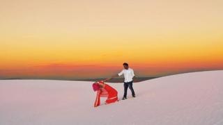   The couple ran a travel photo blog, including this one, at the White Sands National Monument in New Mexico. 