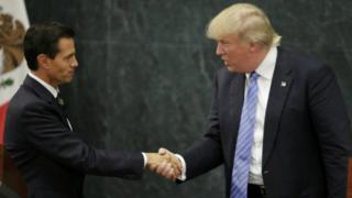 Trump ayaa doonayo in madaxweynaha Mexico uu bixiyo qarashka ku baxaya derbiga xuduudda
