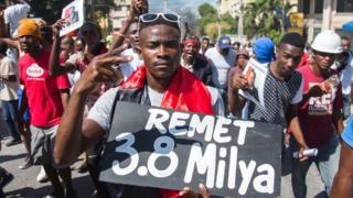 Los haitianos se preguntan por el destino de US$3.800 millones.