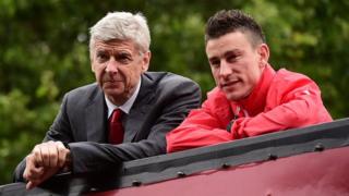 Arsene Wenger da Laurent Koscielny