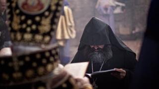 церемония в монастыре Армении