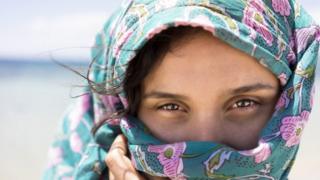 பொது மக்கள் கட்டாயம் முகக்கவசம் அணியவேண்டும்