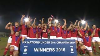 u20