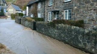 Llanrhaeadr