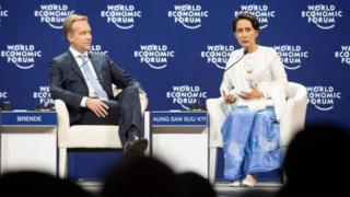 WORLD ECONOMIC FORUM မှ နိုင်ငံတော် အတိုင်ပင်ခံ ဒေါ်အောင်ဆန်းစုကြည်
