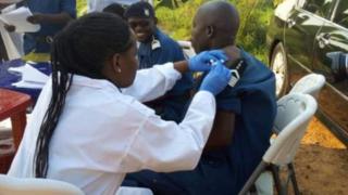 Batangiye gukingira abo ku mupaka wa Gatumba