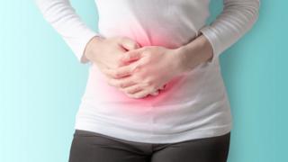 சுற்றுச்சூழலுக்கும், உடல்நலத்துக்கும் தீங்கு: சானிட்டரி நேப்கினுக்கு மாற்று என்ன?