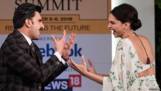 रणवीर आणि दीपिका यांनी तीन चित्रपटांमध्ये एकत्र काम केलं आहे.