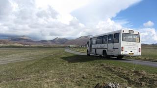 Bus ann an Uibhist