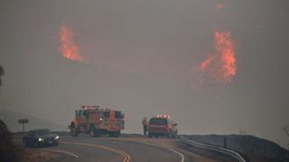 Incendio en el condado de Ventura, California
