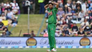 বাংলাদেশ ক্রিকেট দলের অধিনায়ক মাশরাফি বিন মুর্তজা