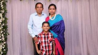 রিমু, বিপাশা এবং তাদের একমাত্র ছেলে অনিরুদ্ধ