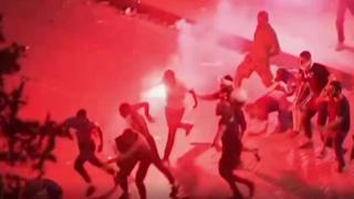 아수라장으로 변한 파리의 '월드컵 우승 기념 축제'