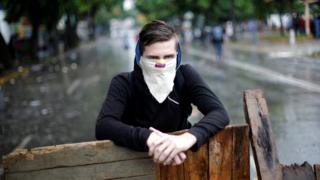 участник протестов