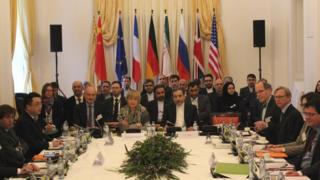 کمیسیون مشترک برجام از نمایندگان (معاونان وزیران خارجه و یا مذاکرهکنندگان ارشد) کشورهای عضو برجام تشکیل شده