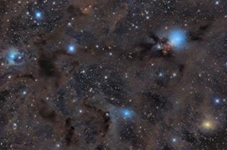 Nube Molecular de Perseo de Pavel Pech