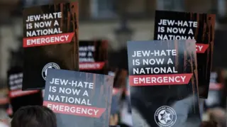 Antisemitism 'a problem for all to fix', organisers of rally say