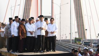 Jembatan Suramadu