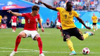 àwọn ikọ agbabọ̀ọ̀lù England ati Belgium