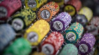 Macau police hunt for casino dealer after $6m theft