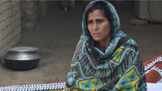 لال بی بی