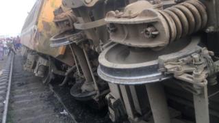 Ọkọ oju'rin to subu
