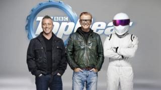 Y drindod newydd: Matt LeBlanc, Chris Evans a'r Stig